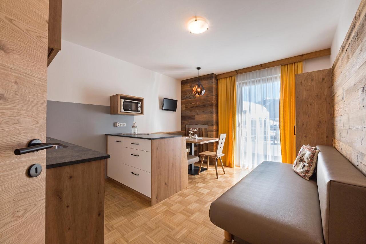 Appartments Lercher Irma Innichen Zimmer foto