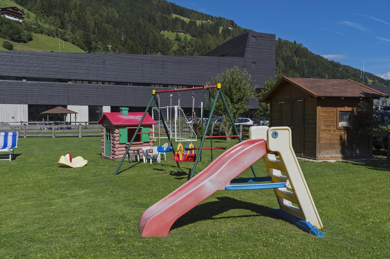 Appartments Lercher Irma Innichen Exterior foto